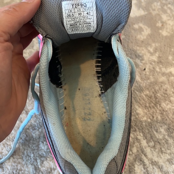 ASICS women’s tennis shoes size 10 - Picture 9 of 9